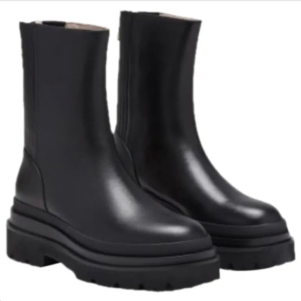 Coccinelle Leather biker boots Size EU 39